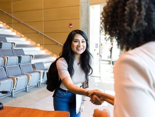 Supply chain movers: AWS, Deloitte recruit supply experts
